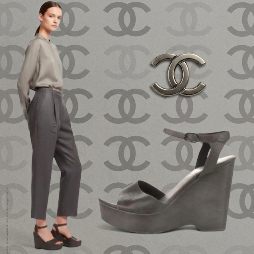 Authentic Chanel luxury designer signature leather platform wedge sandals sz 9.5